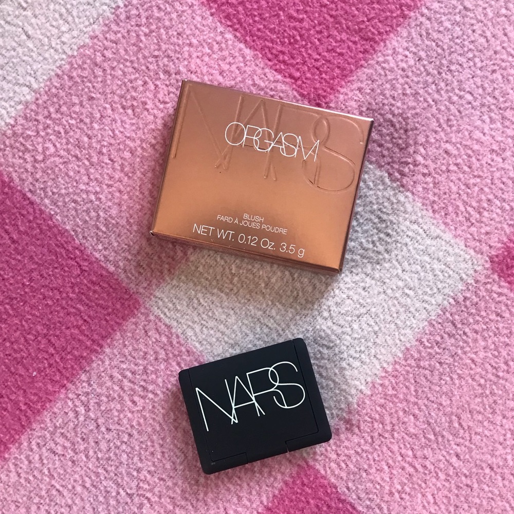 Nars Felix Travel size blush in ORGASM